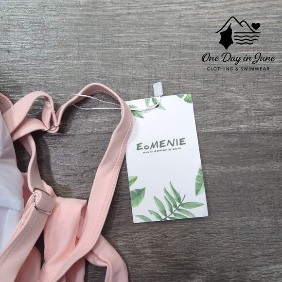 Eomenie Cross Front Tie Back. Cut Out One Piece Swimsuit Size M - Picture 4 of 7